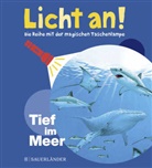 Tief im Meer