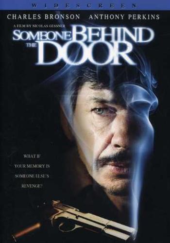 Someone Behind the Door (1971)