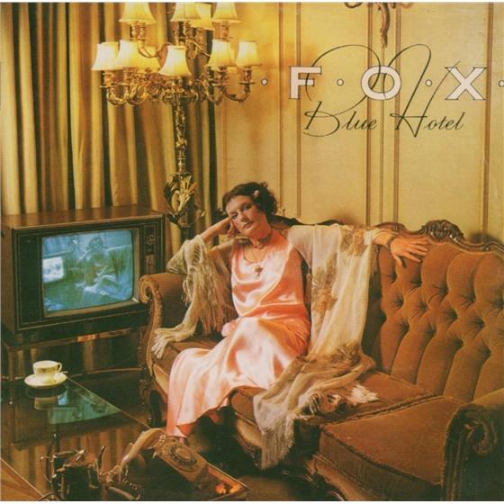 Fox - Blue Hotel