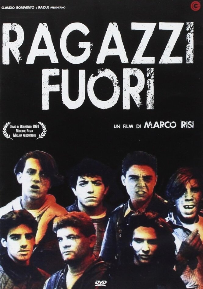 Ragazzi fuori