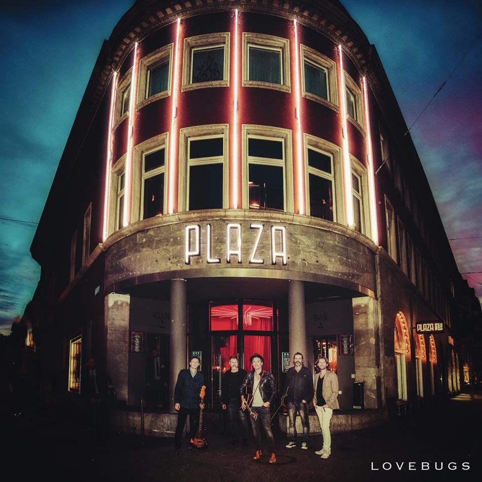 Lovebugs - At The Plaza