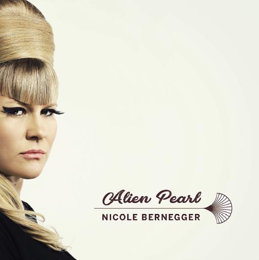 Nicole Bernegger - Alien Pearl