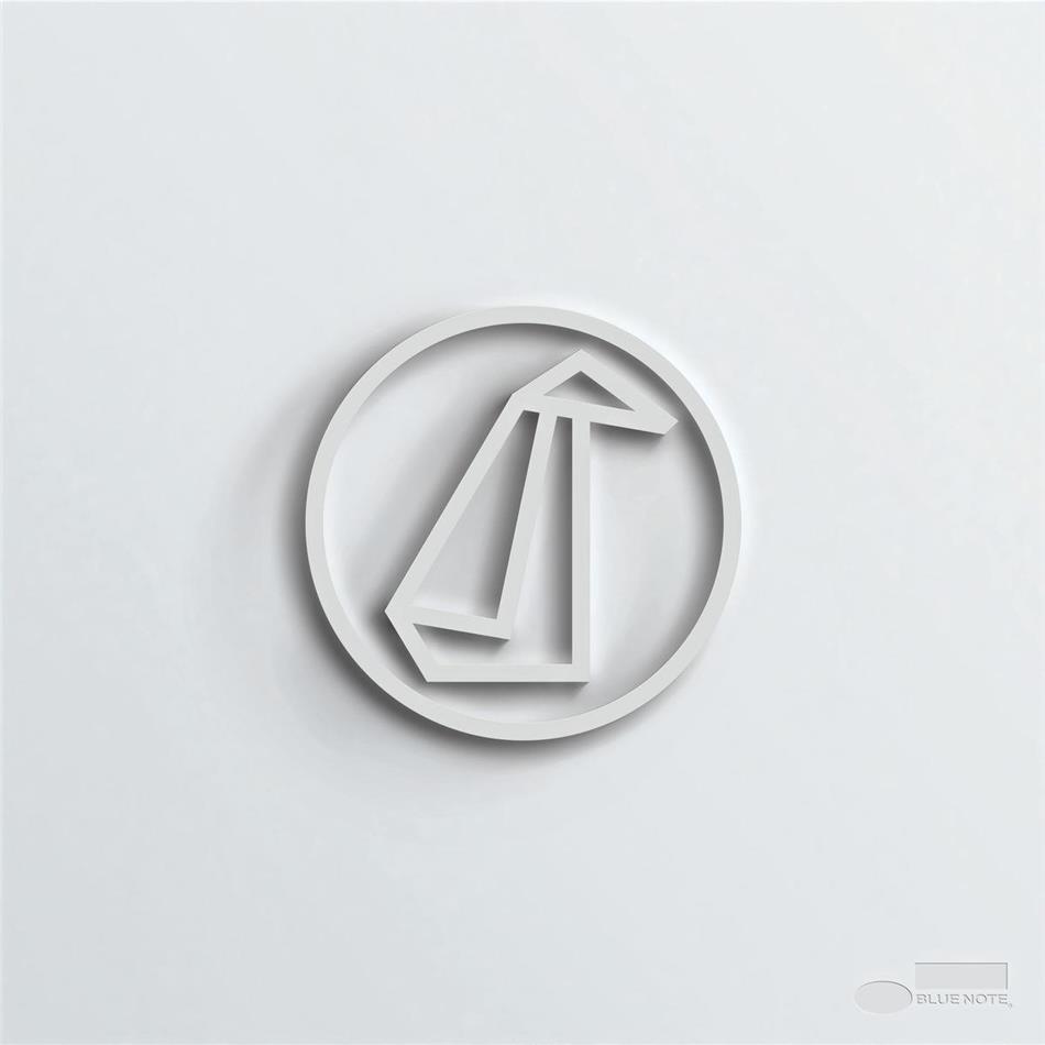 Gogo Penguin - --- + Bonustrack, Japan Edition