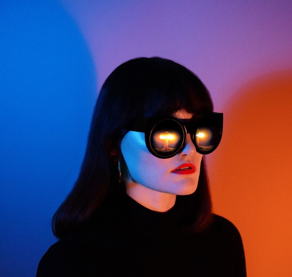Blood Red Shoes - Ghost On Tape
