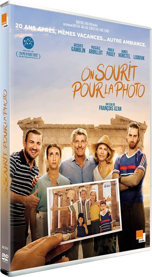 On sourit pour la photo (2022)
