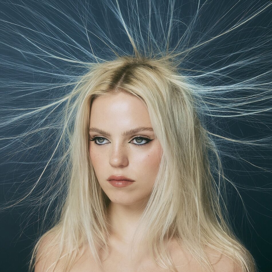 Reneé Rapp - Snow Angel Translucent Black Ice Colored Vinyl, LP