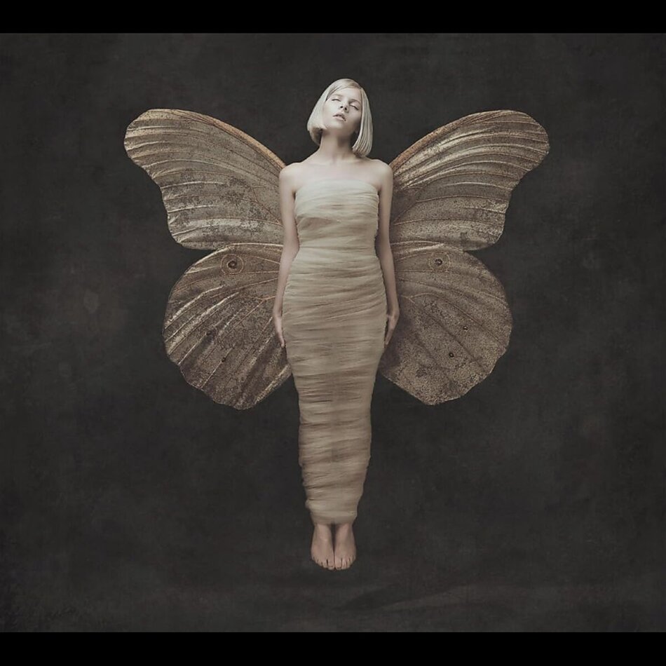 Aurora (Aurora Aksnes) - All My Demons Greeting Me As A Friend 2023 Reissue, Vertigo Berlin, Deluxe Edition