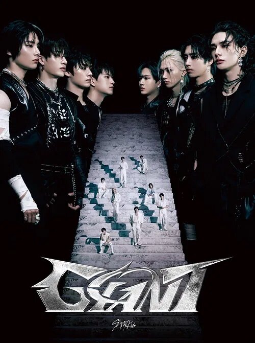 Stray Kids (K-Pop) - Giant Type A, Japan Edition, Limited Edition, CD + Blu-ray