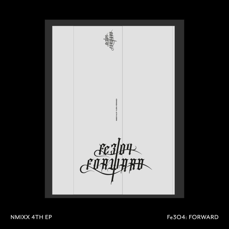 NMIXX (K-Pop) - Fe3o4: Forward Go Version