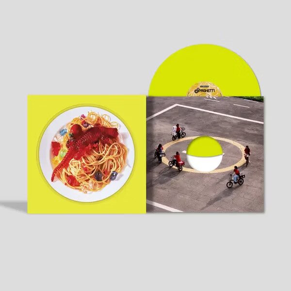 Le Sserafim (K-Pop) - 1St Single Album "Spaghetti" Limited Edition, Yellow Vinyl, 12" Maxi